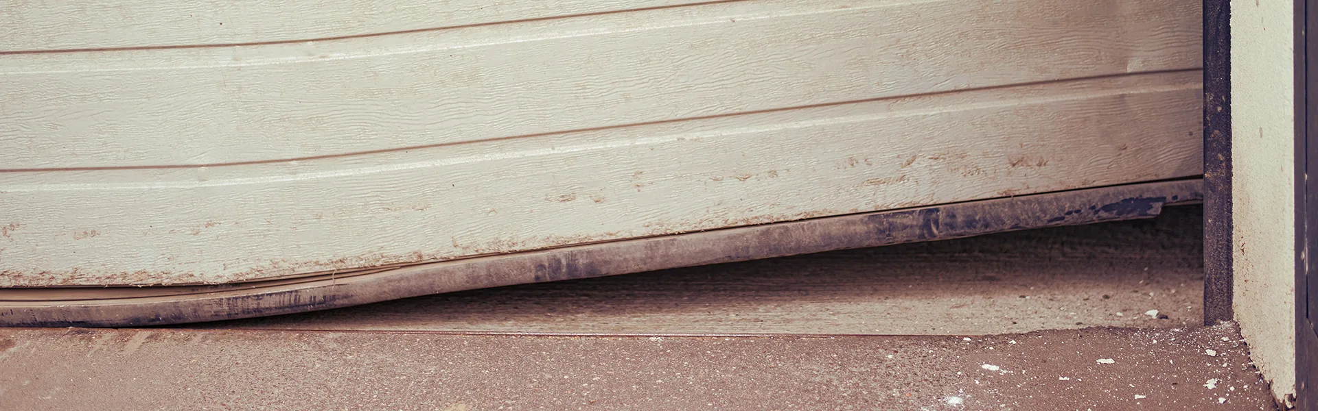 Garage Door Has Fallen Largo Fallen Garage Door Repair